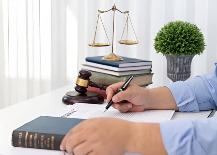 Corporate Lawyers in Dubai UAE