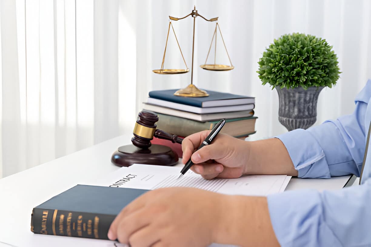 Corporate Lawyers in Dubai UAE